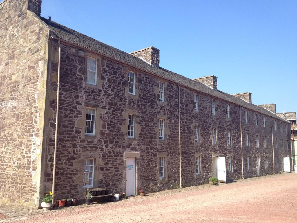 Wee Row Hostel Lanark Εξωτερικό φωτογραφία