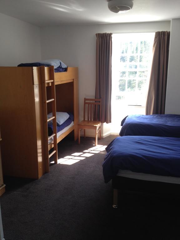 Wee Row Hostel Lanark Εξωτερικό φωτογραφία